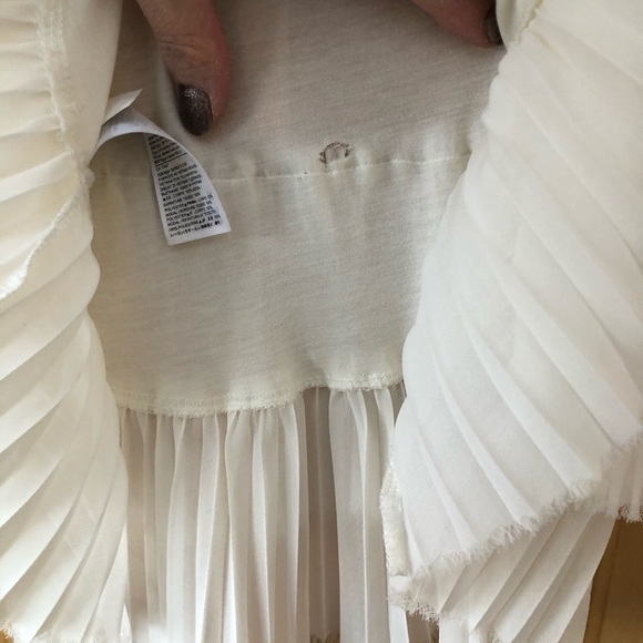 Banana Republic pleated ruffled bottom sleeveless top size Extra Small - Picture 5 of 8